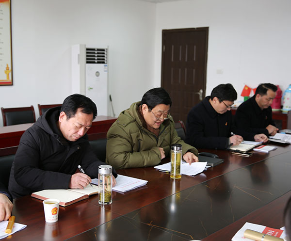 浠水法院领导班子与调研组深入座谈.JPG