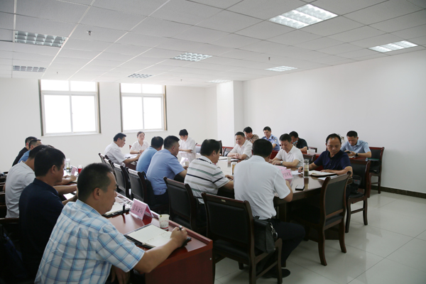 破产案件专题推进会.jpg